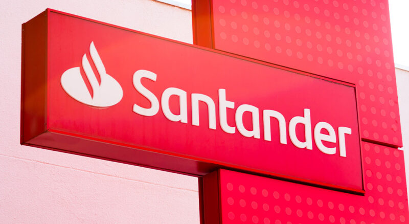 Akcje Santander we środę, 4 października. Co z kursem spółki podczas dzisiejszej sesji? Notowania, zmienność, wykres